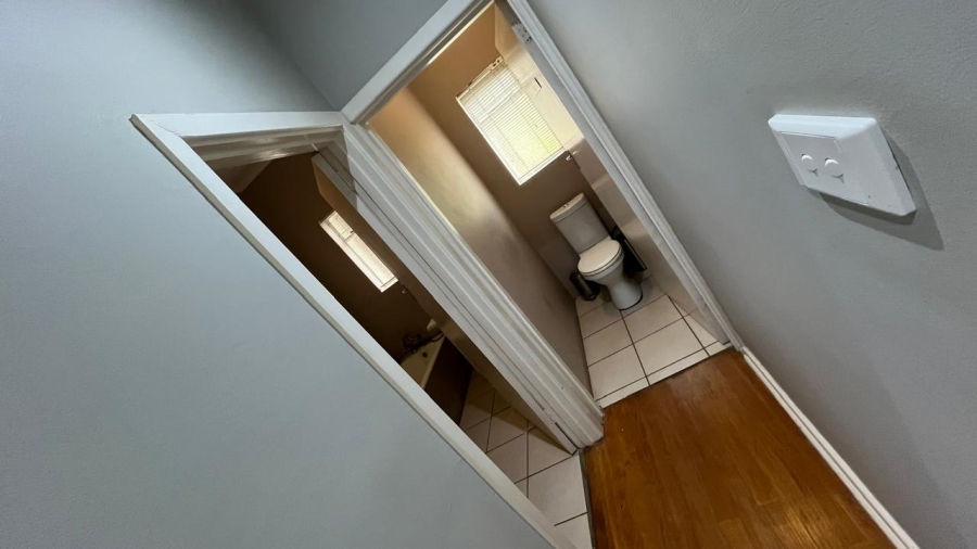  Bedroom Property for Sale in Jeffreys Bay Central Eastern Cape
